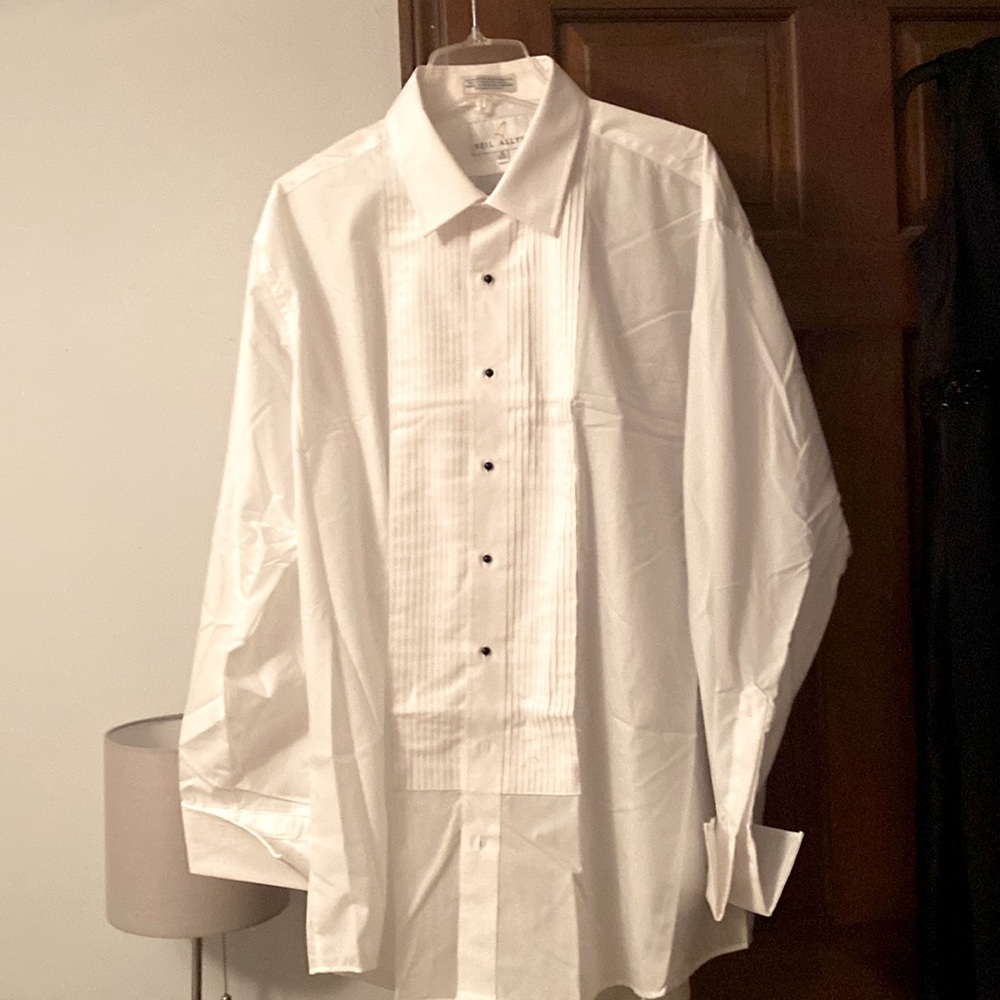 Tuxedo shirt flat color French cuffs